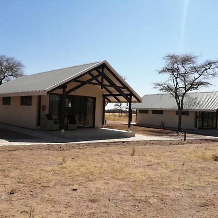 Khan River Lodge Wilhelmstal 외부 사진