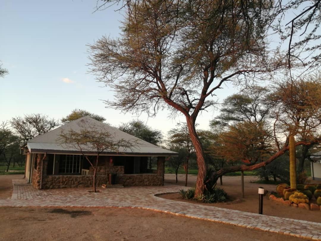 Khan River Lodge Wilhelmstal 외부 사진